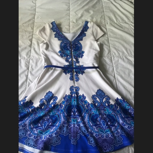 Dress Barn NWOT Blue and White Dress - Picture 2 of 2